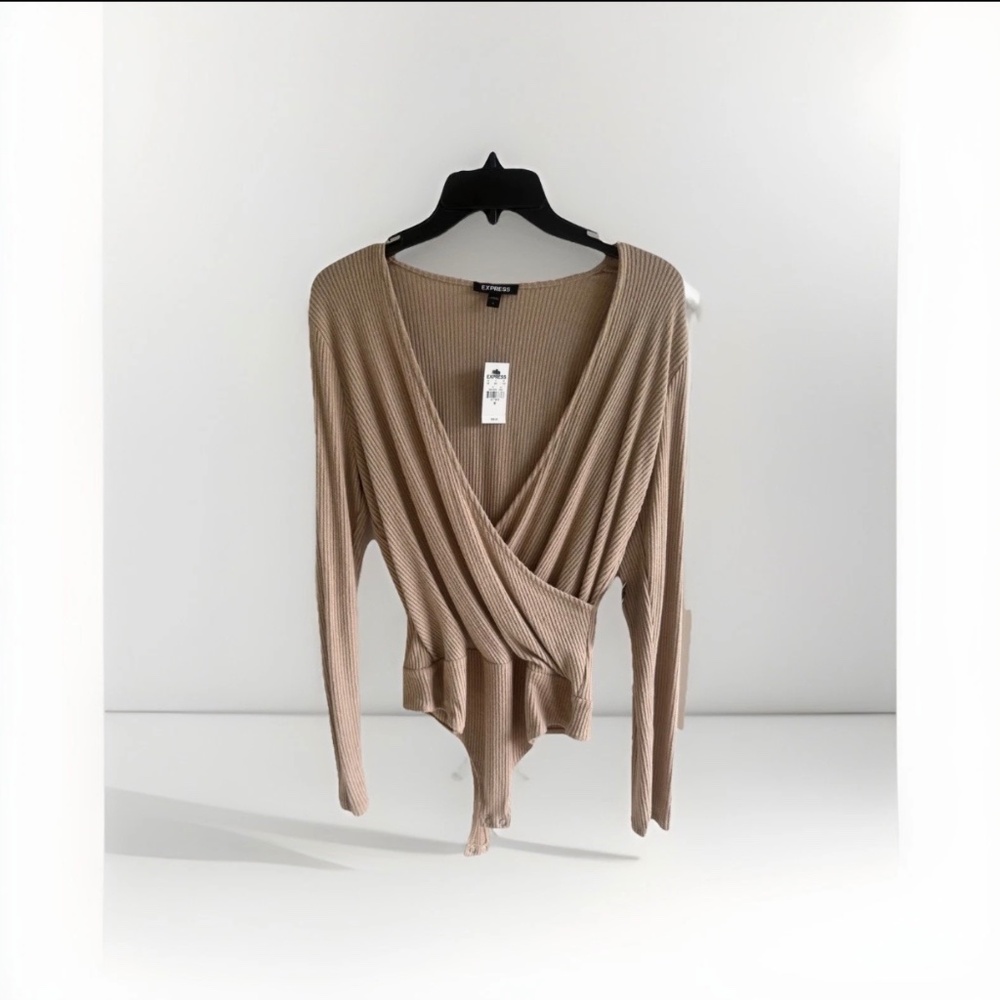 Express Ribbed V Neck Wrap Bodysuit, Light Tan, Sz M, NWT